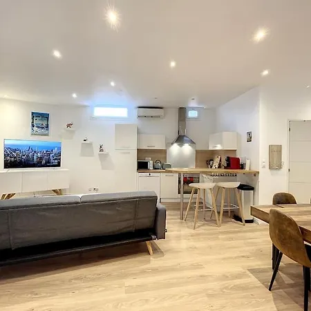 Luxe Centre A Cote Du Palais 아파트