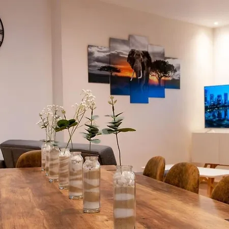 Luxe Centre A Cote Du Palais 아파트 칸느